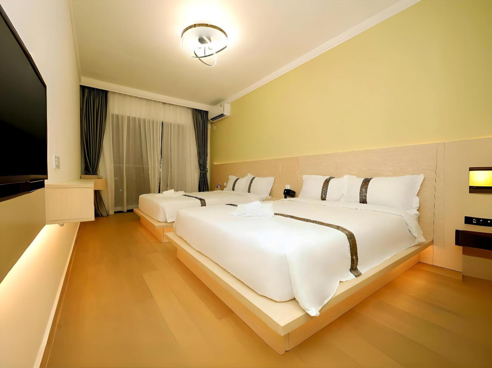 X One Hotel Phnom Penh Exterior foto